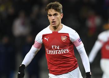 ذا صن إصابة دينيس سواريز تصعب من مهمة استمراره مع آرسنال