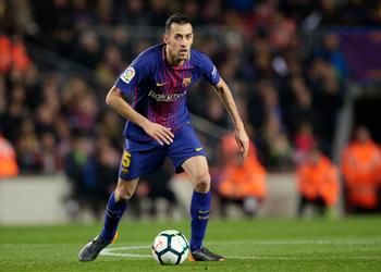 بوسكيتس ي علق على إقصاء أياكس ليوفنتوس ويتحدث عن احتفال كوتينيو أمام مانشستر يونايتد