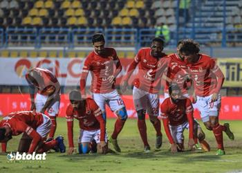الأهلي يواجه بيراميدز في موقعة الثأر والغيابات المؤثرة بـ الدوري المصري