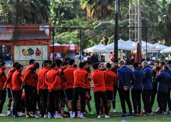 الأهلي يخوض تدريباته اليوم استعداد ا لمواجهة المصري في الدوري
