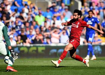 فيديو احتساب ركلة جزاء لمحمد صلاح أمام كارديف سيتي وميلنر يسجلها