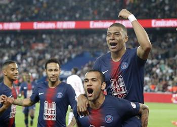 صراع الحذاء الذهبي مبابي يواصل مطاردة ميسي بهاتريك في شباك موناكو