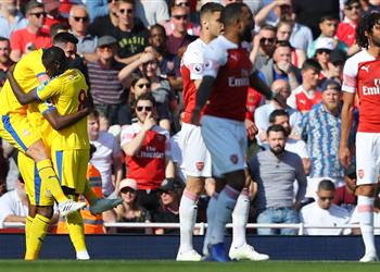 أسطورة آرسنال ينتقد أداء النني وتغييرات إيمري بعد الخسارة أمام كريستال بالاس