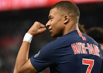 مبابي يكسر رقم ا قياسي ا لبولت بهدفه أمام موناكو في الدوري الفرنسي