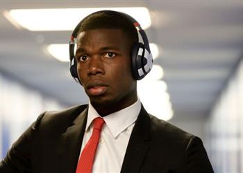 بوجبا لم نحترم أنفسنا أمام إيفرتون وجماهير مانشستر يونايتد لا تستحق ذلك