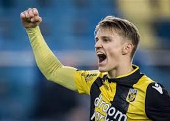 صحيفة هولندية تكشف تفاصيل العرض الأول لأياكس لضم أوديجارد