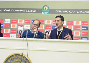 خاص الإسماعيلي يبذل محاولات لإقناع يانوفيسكي بالرحيل مجان ا وهذا هو البديل