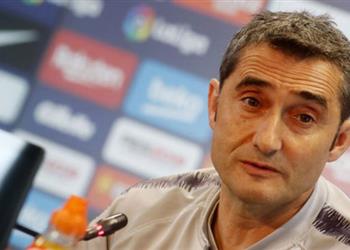 فالفيردي يرفض الحديث عن صدام ليفربول قبل مواجهة ليفانتي غد ا