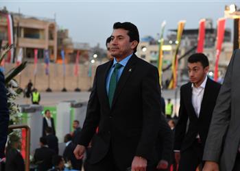 صور وزير الرياضة يتفقد استاد الإسماعيلية استعداد ا لكأس أمم إفريقيا 2019