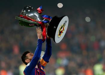 تقرير ميسي يحقق 3 إنجازات مع برشلونة بعد الفوز على ليفانتي والتتويج ببطولة الدوري الإسباني