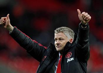 ميرفي ينصح مانشستر يونايتد بخطف نجم تشيلسي