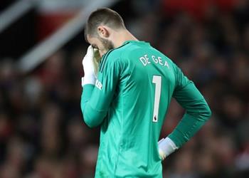 نيفيل يهاجم دي خيا بعد خطأه أمام تشيلسي