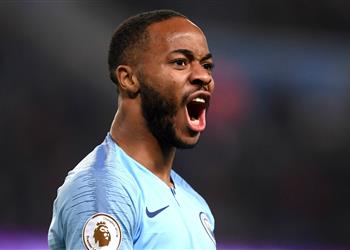 رسمي ا سترلينج أفضل لاعب في إنجلترا من اتحاد كتاب كرة القدم