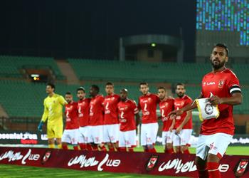 الأهلي يفقد عاشور وعمرو جمال أمام طلائع الجيش