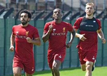 قبل لقاء الليلة ليفربول يتدرب على ملعب إسبانيول استعدادا لبرشلونة