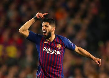 بالفيديو سواريز يسجل الهدف الأول لبرشلونة في شباك ليفربول