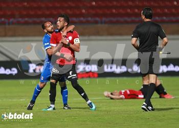 إسلام جمال يروي لـ بطولات تفاصيل مشادته مع ياسر إبراهيم في مباراة الأهلي والجيش أنا مش عمر جابر ومن شبرا