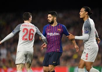 كاراجر محذر ا سواريز عودتك لأنفيلد لن تكون مرحب ا بها كما تتمنى