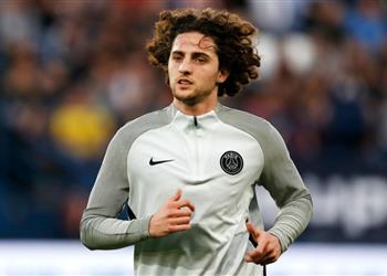 يوفنتوس وتوتنهام يقودان سباق التعاقد مع رابيو