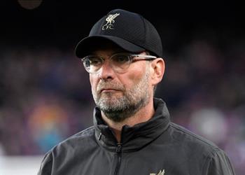 كلوب يكشف إمكانية مشاركة فيرمينيو وتشامبرلين أمام نيوكاسل