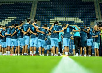 مران الزمالك في تونس جلسة بين جروس واللاعبين وساسي يساند الفريق قبل مواجهة النجم الساحلي