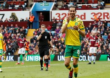 أستون فيلا يخسر أمام نورويتش بالتشامبيونشيب في غياب أحمد المحمدي