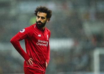 صحفي إسباني محمد صلاح لن يشارك أمام برشلونة للإصابة