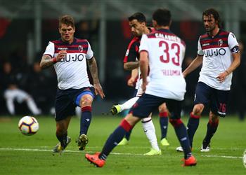 ميلان يتخطى بولونيا في الكالتشيو