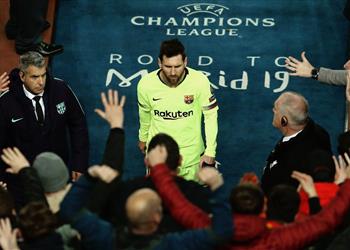 بالصور الصحافة المدريدية تتشفى في سقوط برشلونة رعد في أنفيلد وضياع حلم الثلاثية