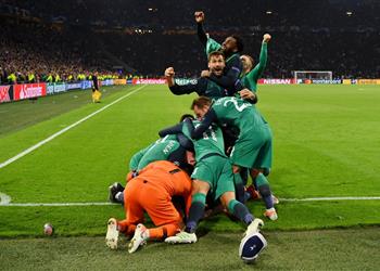 نجم توتنهام السابق شاهدنا معجزتين كرويتين في ليلتين