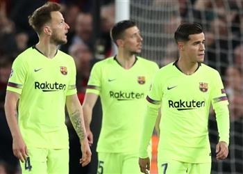 كارثة ليفربول تفتح الباب أمام رحيل 10 لاعبين عن برشلونة