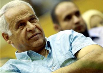 فرج عامر يعلق على صيام اللاعبين قبل مباراة الأهلي وسموحة