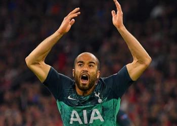 هل يوجد أتعس منه الآن مشجع لتوتنهام غادر مباراة أياكس بعد الشوط الأول