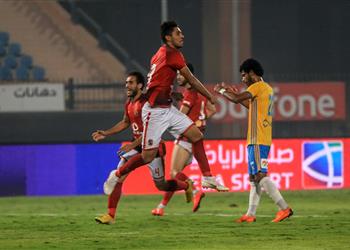 خاص الأهلي يوافق على رحيل محمد شريف بشروط صارمة ومناوشات من الزمالك