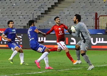 بالفيديو الأهلي يهزم سموحة بهدف جيرالدو في الوقت القاتل ويعزز صدارته في الدوري