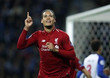 فان دايك مانشستر سيتي رفع من مستوى المنافسة للأندية الإنجليزية