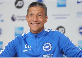 مدرب برايتون نستطيع تحديد مصير لقب الدوري الإنجليزي