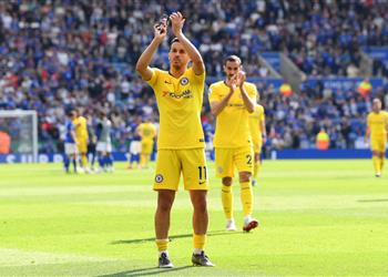 توتنهام يسقط في فخ إيفرتون وتشيلسي يتعثر أمام ليستر سيتي بختام البريميرليج