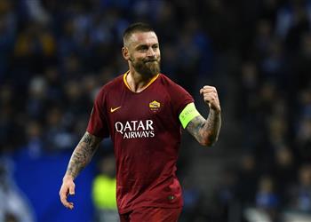 رسمي ا روما يعلن رحيل دي روسي