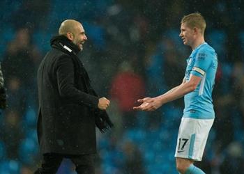 دي بروين لجوارديولا بعد التتويج بالبريمرليج أنت مدرب سخيف