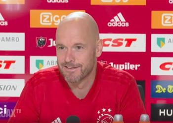 مدرب أياكس يرد على أنباء تدريبه لبرشلونة في الموسم المقبل