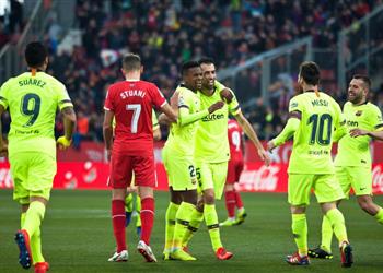 ماركا عروض إيطالية وإنجليزية لضم مدافع برشلونة في الصيف