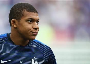 سوشيال_بطولات مبابي موجه ا رسالة بالإسبانية أعود إلى موناكو