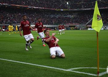 بالفيديو ميلان يعبر فروسينوني بثنائية وينتظر هدية من يوفنتوس أمام أتالانتا