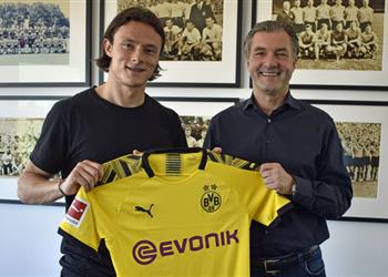 رسمي ا بوروسيا دورتموند ي علن أولى صفقاته الصيفية