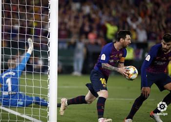 بالفيديو ميسي يسجل الهدف الأول لبرشلونة في فالنسيا بنهائي كأس ملك إسبانيا