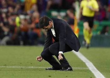 مدرب فالنسيا بعد التتويج بكأس إسبانيا كرة القدم دائم ا ما تتغير