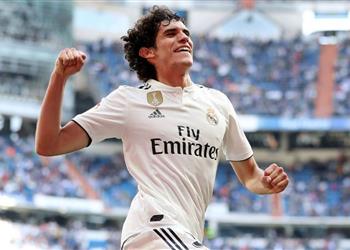 فاييخو يوضح موقفه من الاستمرار مع ريال مدريد