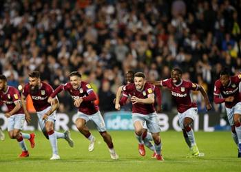 المحمدي يقود أستون فيلا للعودة إلى الدوري الإنجليزي بعد غياب ثلاث سنوات