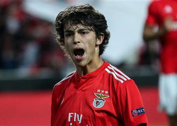 أتلتيكو مدريد يخطط لضم فيليكس لخلافة جريزمان